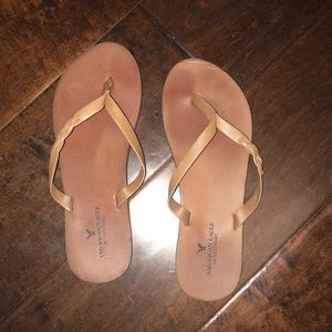 American eagle flip flops